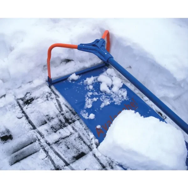 Avalanche 17 in. W x 16 ft. L Poly Wheeled Roof Rake
