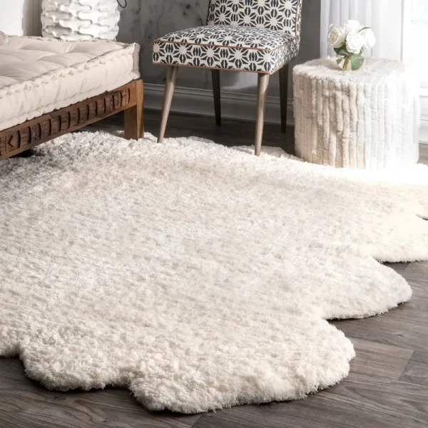 nuLOOM Hand Tufted Octo Pelt Faux Sheepskin Area Rug - Off-White (Beige) (6' x 7')