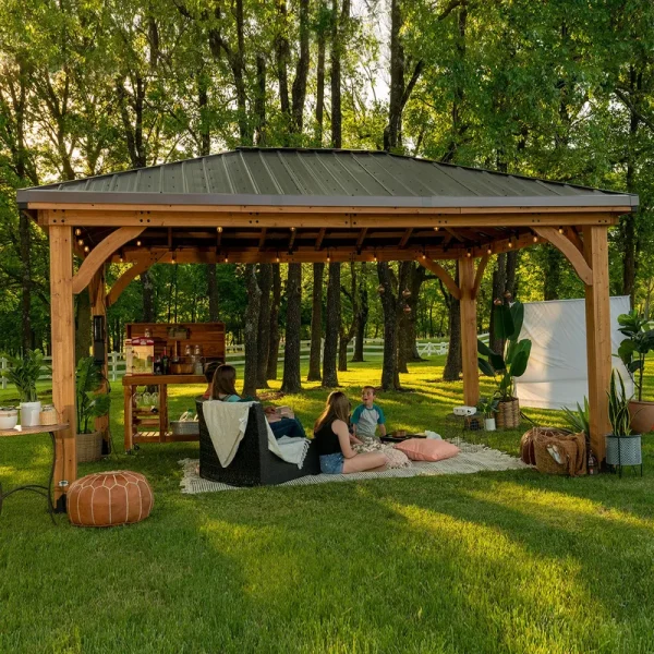 16�G12 Barrington Gazebo