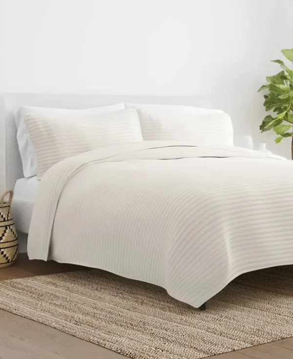 ienjoy Home All Season 2 Piece Stripe Stitch Quilt Set, Twin/Twin XL - Natural