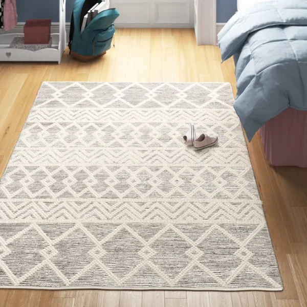Britney Handmade-Women Wool Cream/Gray Rug AllModern Rug Size: Rectangle 5' x 7'6"