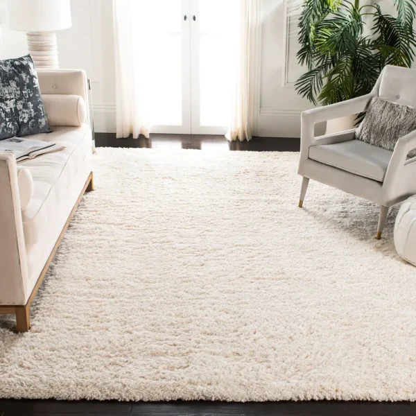 Safavieh Fontana Shag Solid Ivory Rug - 4' x 6'
