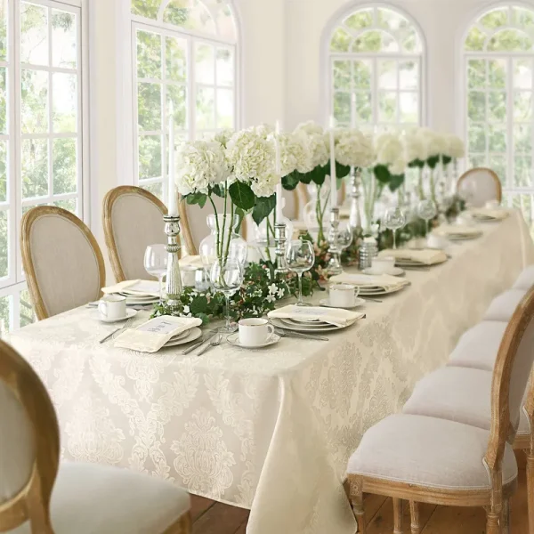 Barcelona Damask Tablecloth 60"x144" / Antique