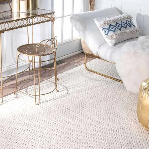 Square 6' Hand Woven Chunky Woolen Cable Area Rug Off White - nuLOOM