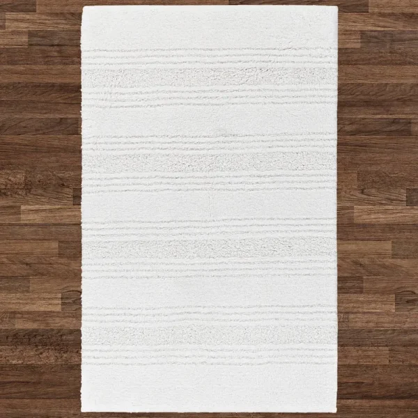 Better Homes & Gardens American Made Nylon Bath Rug, 20 inch x 32 inch, Arctic White