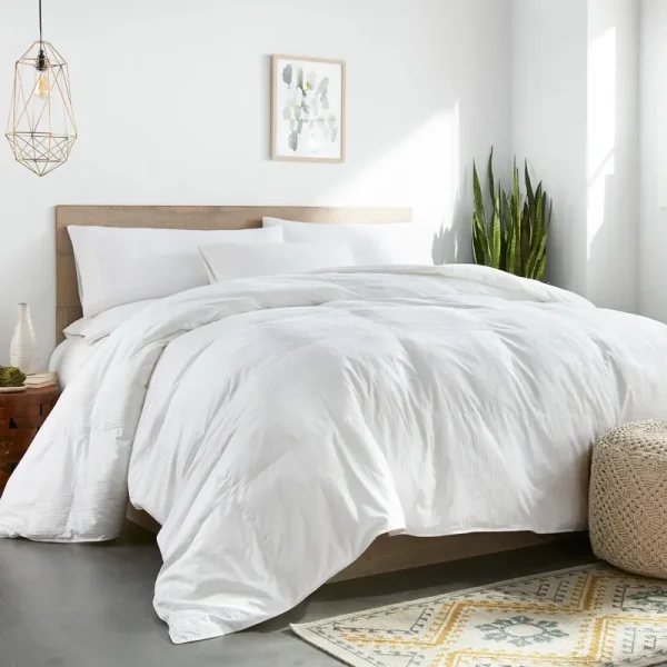 Colossal King Oversized Down Alternative Baffle Box Comforter - White
