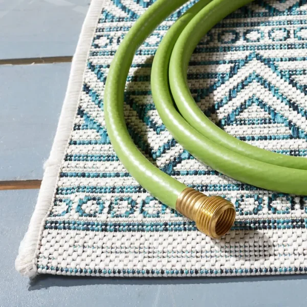 Safavieh Outdoor Cy8196-53512 Courtyard Ivory / Turquoise Rug - 6' 7" Square