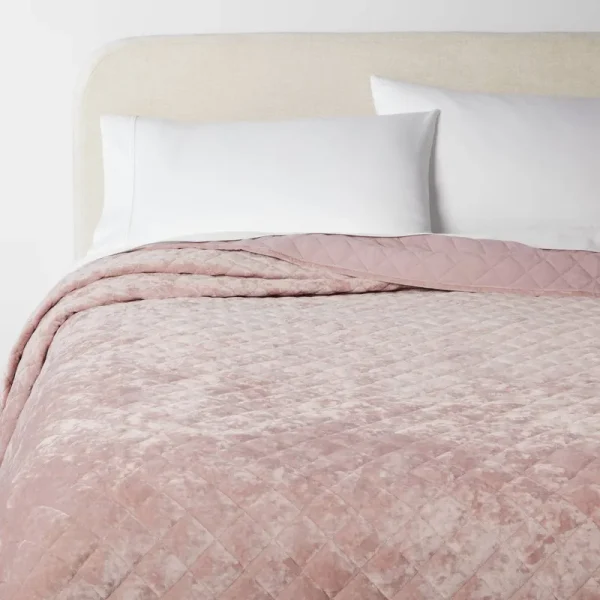 Full/Queen Luxe Diamond Stitch Velvet Quilt Mauve - Threshold