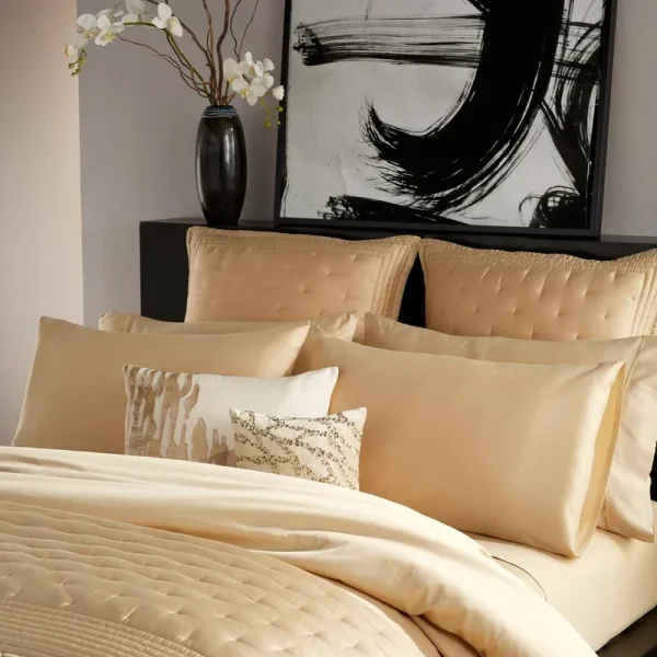 Donna Karan Essential Silk Quilt, King - Gold