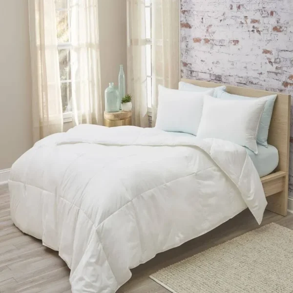 DreamTek Lightweight Down Comforter with SmartSnap System - King