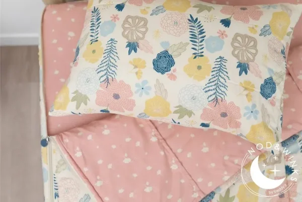 Blossoms Zipper Bedding Toddler
