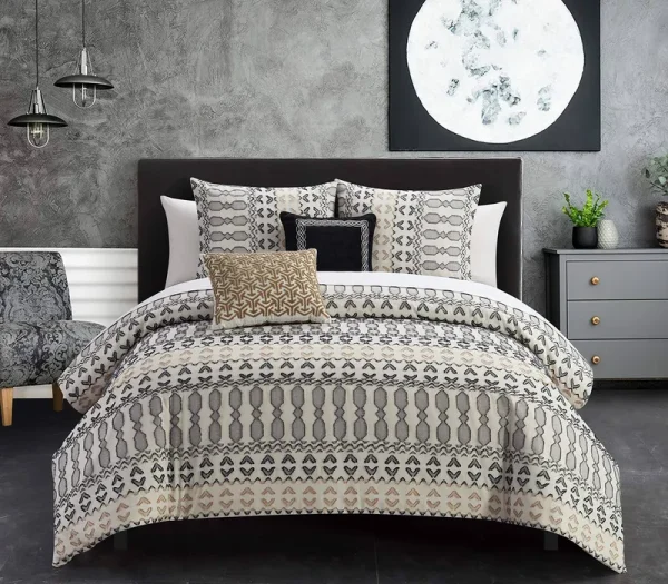 Chic Home Gabriella 5 Piece Comforter Set, Queen - Beige