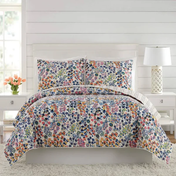 Vera Bradley Petite Floral Quilt, Twin, Blue