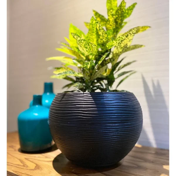 Floridis Florence Medium Black Resin Planter Bowl