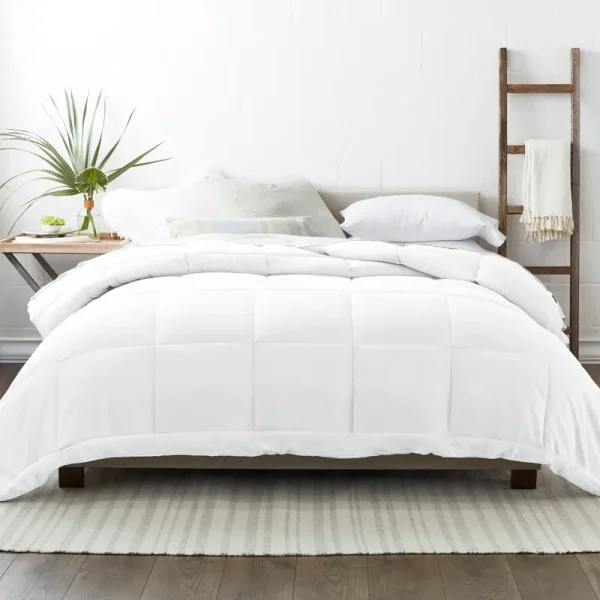Home Collection Premium Ultra Plush Down Alternative Comforter White Queen