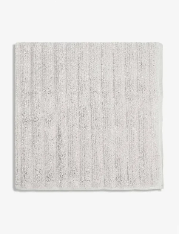 The White Company Ribbed Hydrocotton Bath Towel in Pearl Grey
