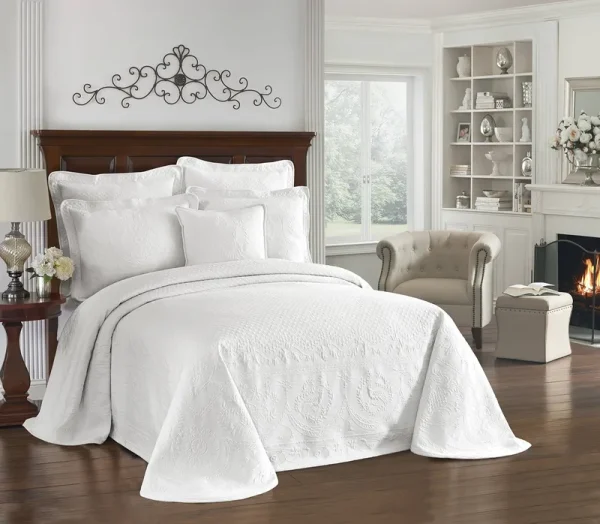 Historic Charleston Charles Matelasse Bedspread, White, King