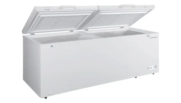 Beach 21 Cu. ft. Chest Freezer. Double Doors. HZ9212. White