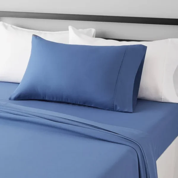 Amazon Basics Lightweight Super Soft Easy Care Microfiber 3-Piece Bed Sheet Set with 14-inch Deep Pockets, Twin XL, Dutch Blue, Solid