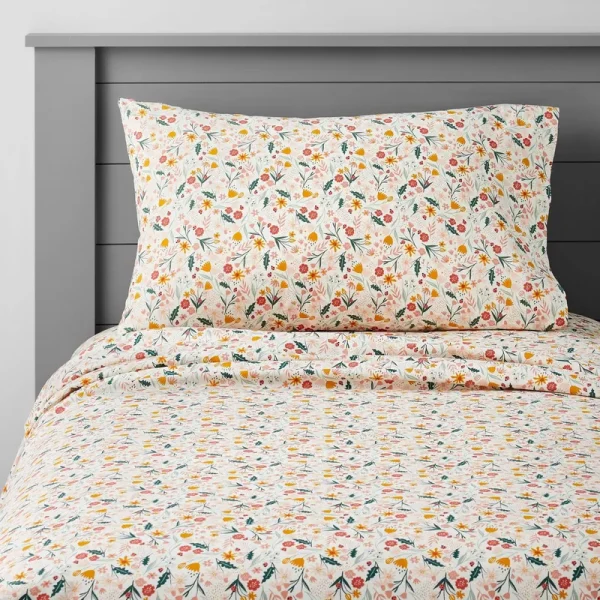 Full in The Garden Cotton Kids' Sheet Set - Pillowfort
