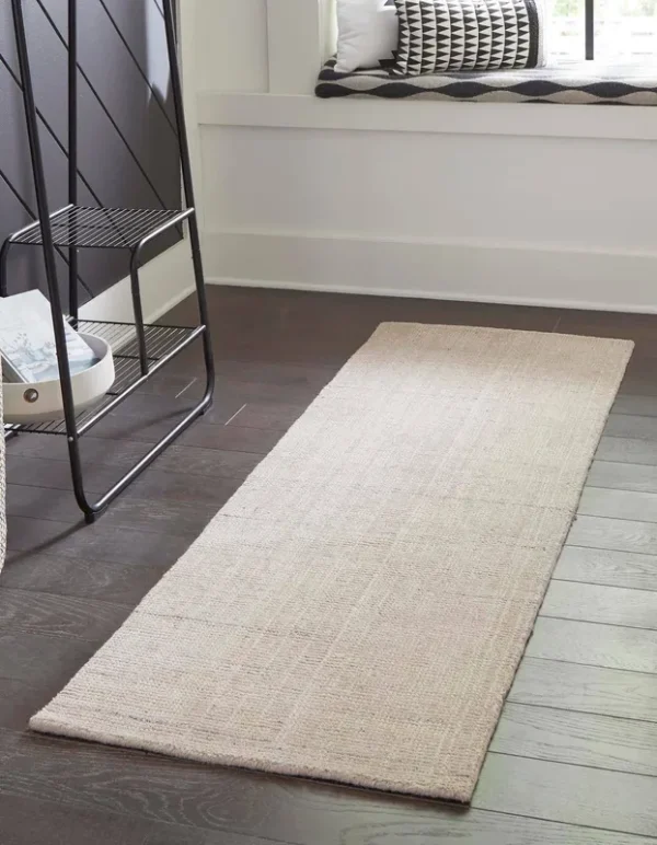Jill Zarin English Manor Farmhouse Runner Area Rug, 2' x 6' Cream