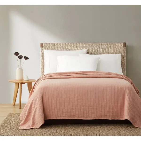 Truly Soft Organic Channel Stitch Blanket - Full/Queen - Blush