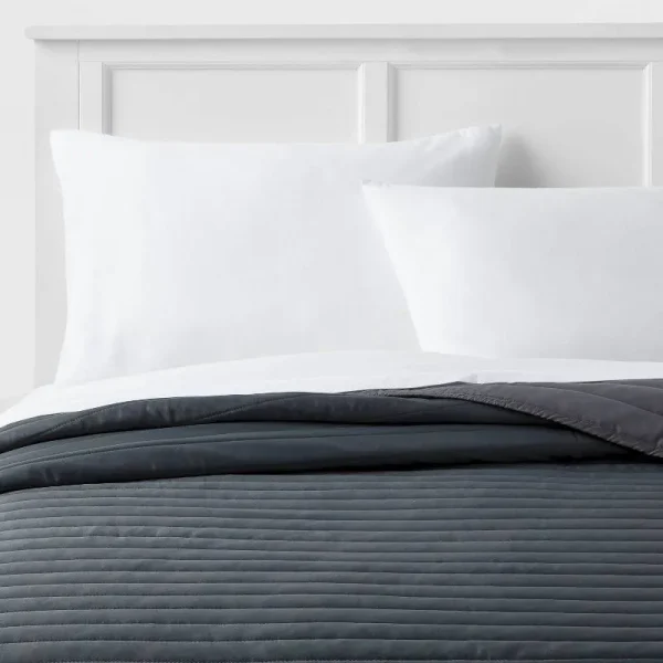Full/Queen Satin Quilt Dark Gray - Room Essentials