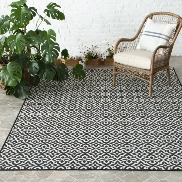 Mainstays 6' 6 inch x 9' 6 inch Black Medallion Outdoor Area Rug, Size: 6'6 inch x 9'6 inch