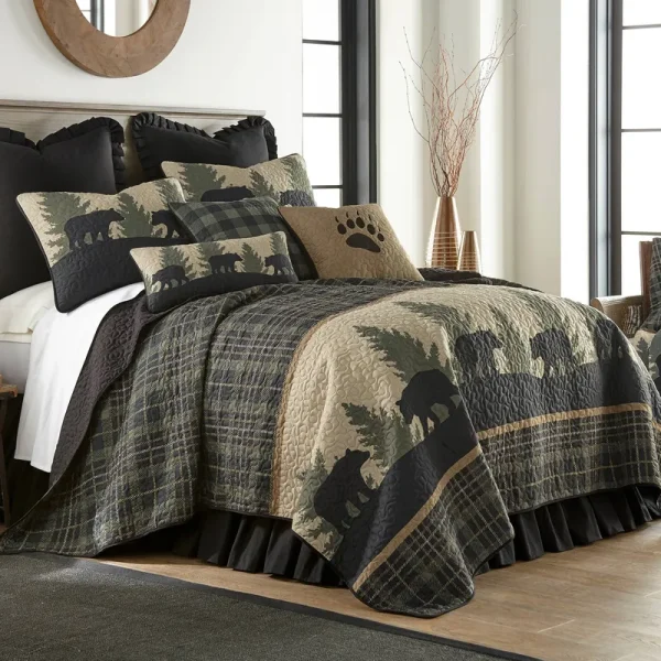 Donna Sharp Bear Walk Plaid Quilt - Twin