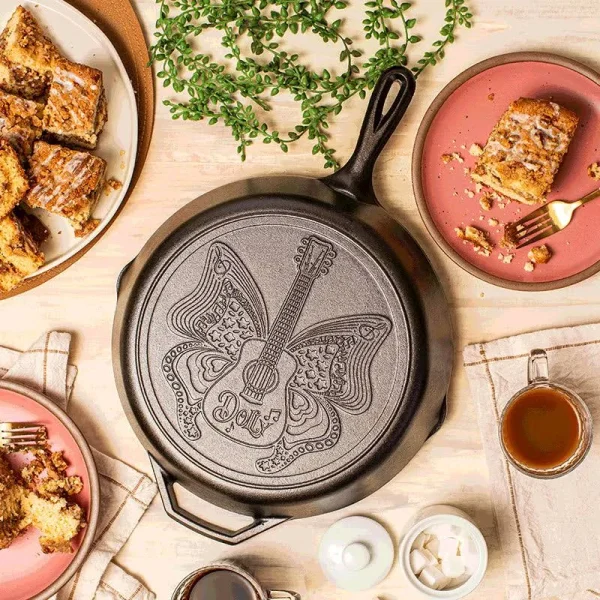 Dolly Parton | Clear Blue Morning Skillet | Size: 13.25 Inches | Lodge Cast Iron
