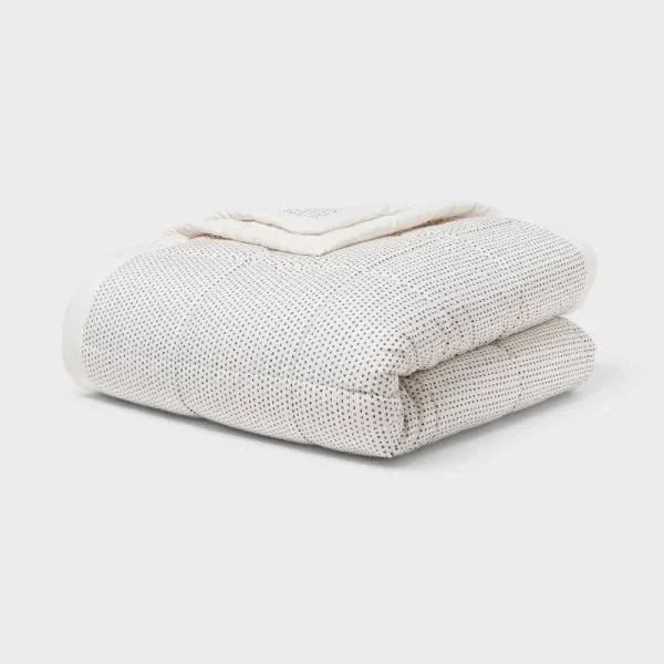Full/Queen Quilted Down Alternative Bed Blanket Ivory Dash - Room Essentials