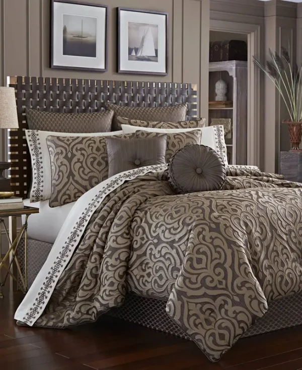 J Queen New York Astoria Comforter Set - Mink - Queen