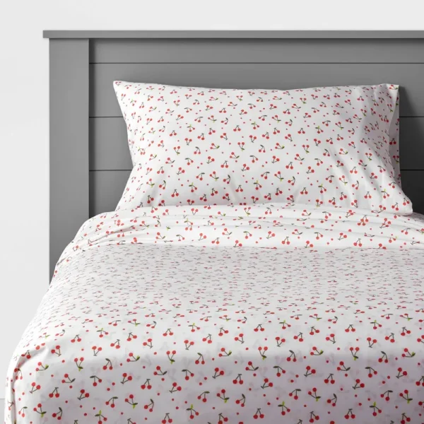 Full Cherry Microfiber Kids' Sheet Set - Pillowfort