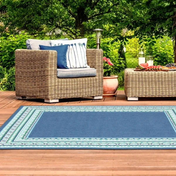 Lark Manor Kailani Navy/Green Indoor/Outdoor Area Rug Rug Size: Rectangle 3'7" x 5'7"