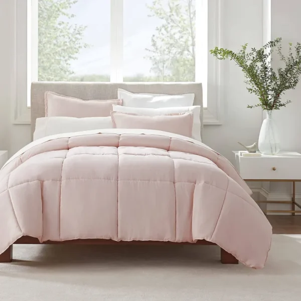 Serta Simply Clean Antimicrobial 3 Piece Comforter Set (Blush - Full - Queen)
