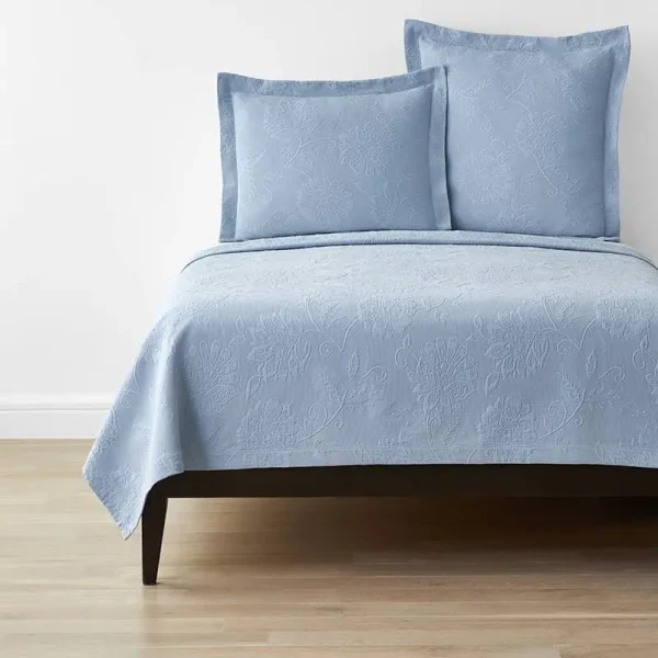 Putnam Cotton Matelasse Coverlet - Dusty Blue Size Twin | The Company Store