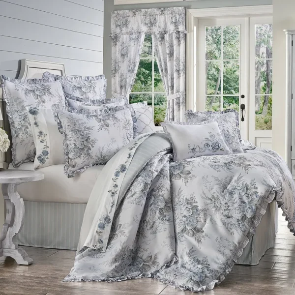 Royal Court Estelle Blue Comforter Set, Full