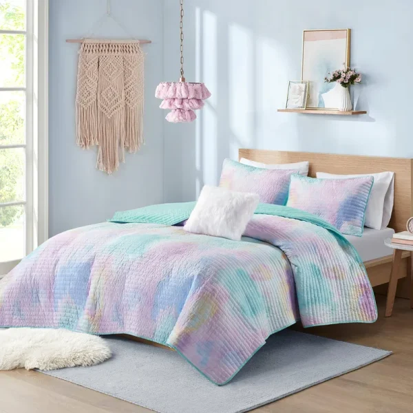 Intelligent Design Cassiopeia Watercolor Tie Dye Printed Quilt Set with Throw Pillow, Full/Queen