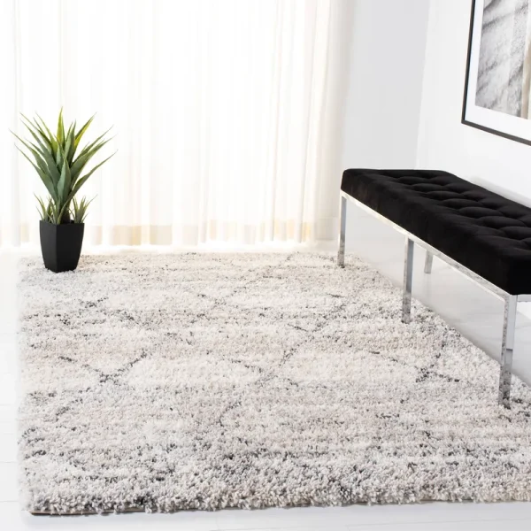 Safavieh Fontana Shag Collection FNT886F Grey / Ivory Rug - 3' x 5'