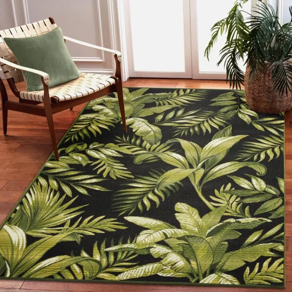 Liora Manne Marina Jungle Leaves Indoor/Outdoor Rug Black 4'10" x 7'6"