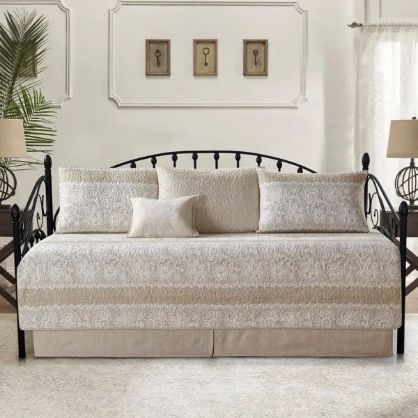 Serenta Daybed Bedspread 6 Piece Set