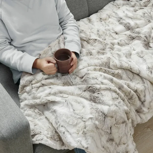 Madison Park Sachi Oversized Faux Fur Throw, Natural