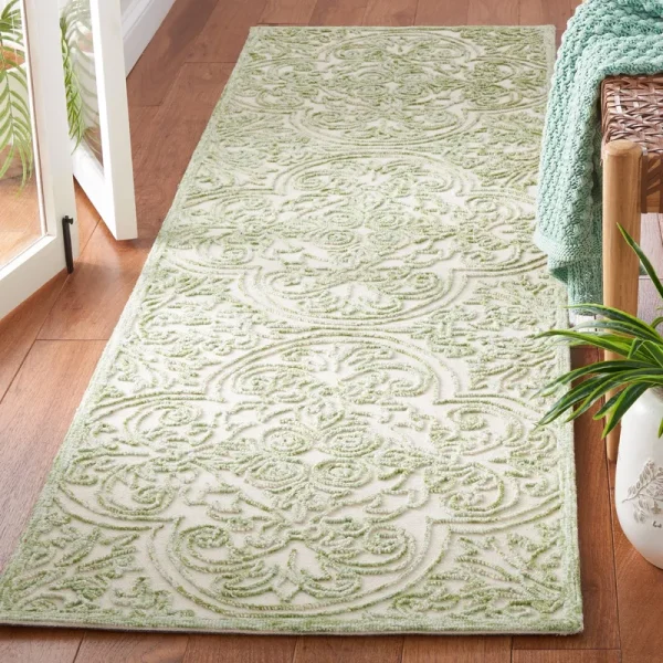 Safavieh 2 ft. 3 in. x 8 ft. Martha Stewart Hand Tufted Runner Area Rug Ivory & Green