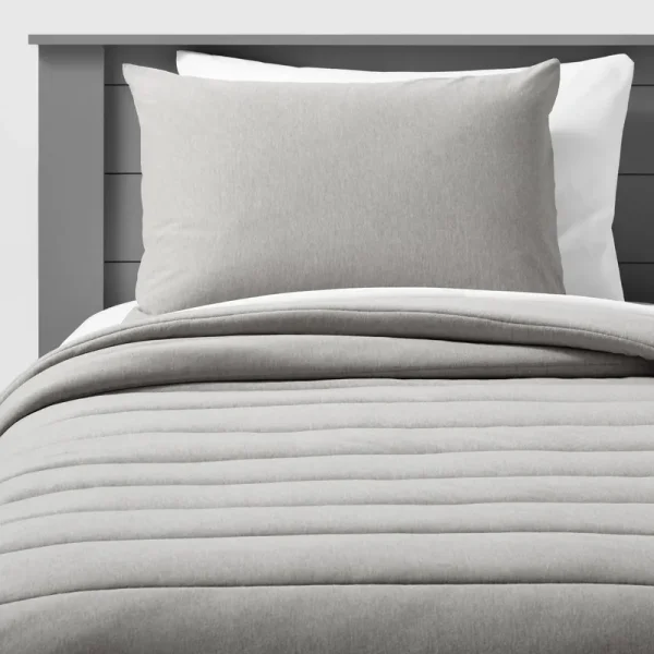 Full/Queen Channel Jersey Kids' Comforter Set Gray - Pillowfort