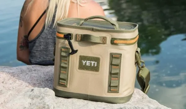 Yeti - Hopper Flip 12 Soft Cooler Nordic Purple
