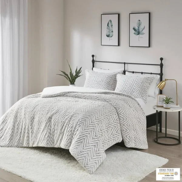 Caureen Ultra Plush Down Alternative Comforter Set Wade Logan Size: Twin/Twin XL Comforter + 1 Standard Sham