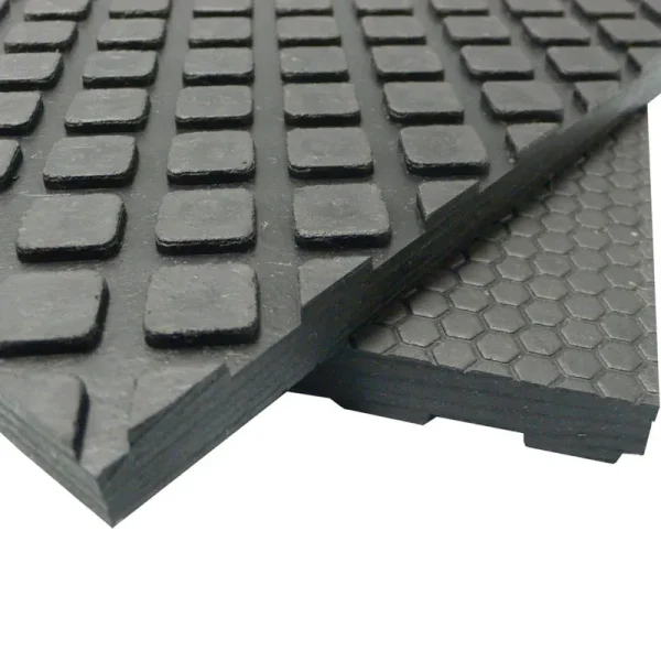 Rubber-Cal Maxx-Tuff 1/2 in x 36 in x 48 in Black Heavy Duty Rubber Floor Protection Mat